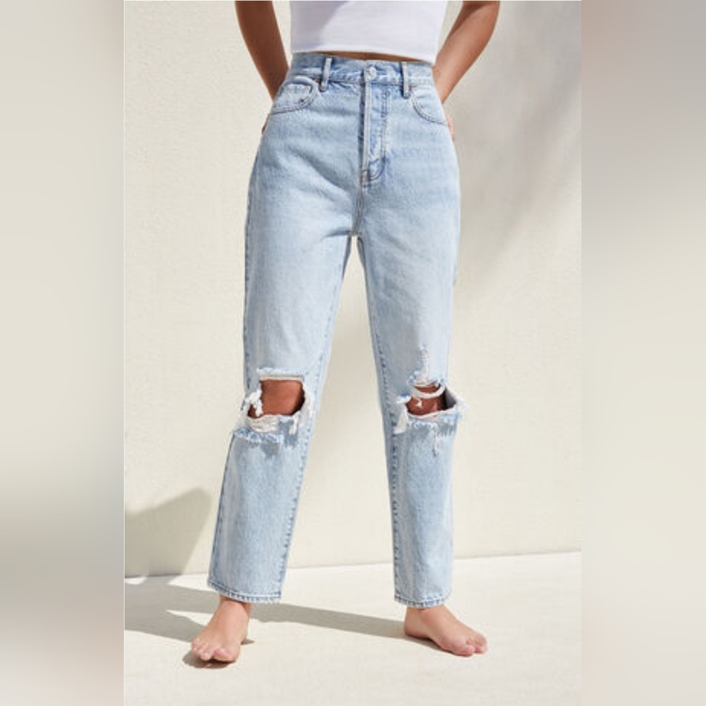 Nwt Pacsun light blue ripped high rise straight  jeans size 25
